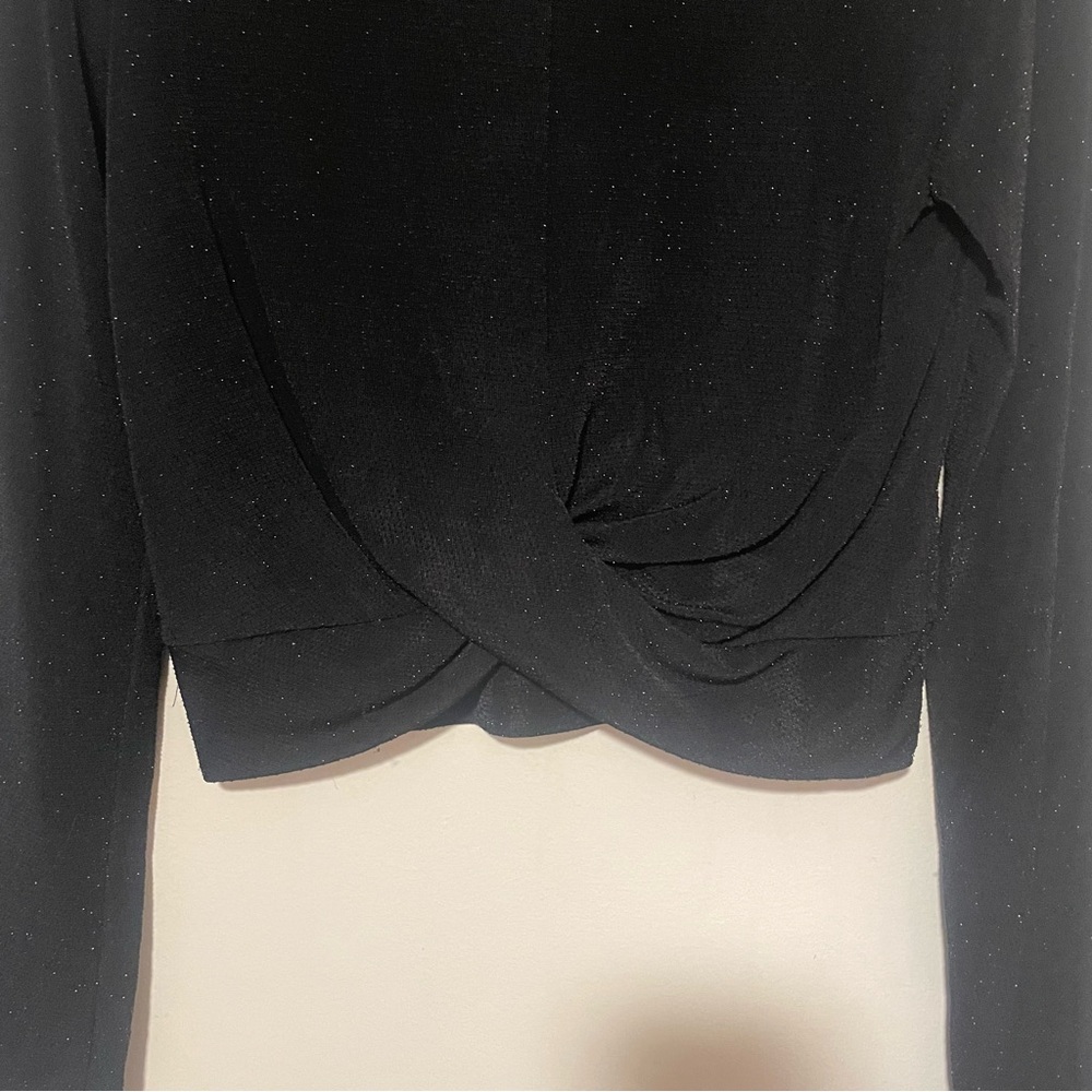 Aeropostale Black Crew Neck Long Sleeve Crop Top - Picture 3 of 3